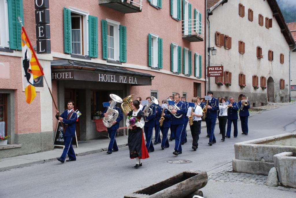 Hotel Piz Ela Bergun ดาวอส ภายนอก รูปภาพ