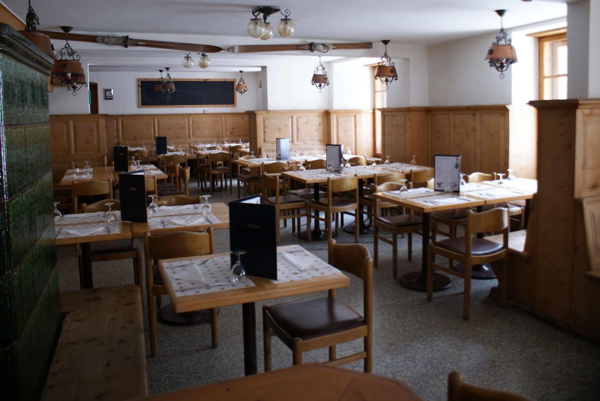 Hotel Piz Ela Bergun ดาวอส ภายนอก รูปภาพ